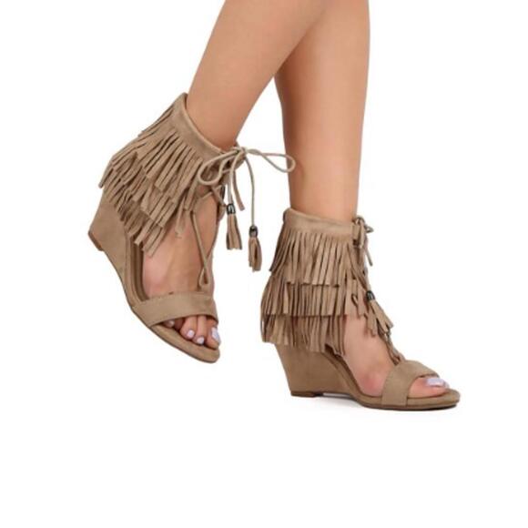 EUC New Women Nature Breeze Tasha-01 Suede Fringe Open Toe  Wedge Sandal 10 - Picture 2 of 9